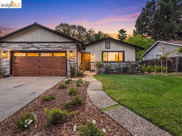 4421 Meadowlark Dr, Napa, CA 94558