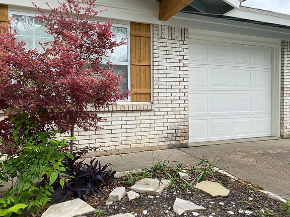 4th image of 8800 Brookfield Dr