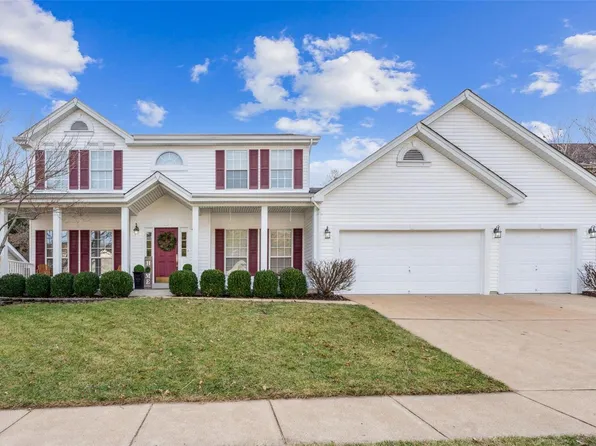 836 Kiefer Trails Dr, Ballwin, MO 63021