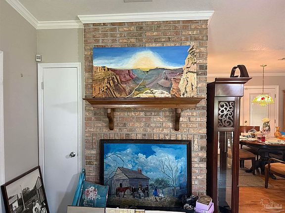 3rd image of 722 Valley Ridge Way