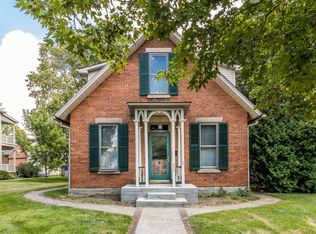 202 N Washington St, Delaware, OH 43015