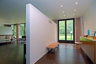 3rd image of 1385 Woodland Ln