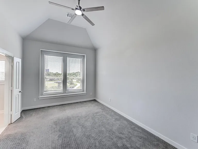 6570 Scarlet Pond Ln — Photo 26