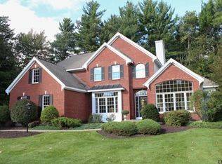 7 Ashley Pl, Saratoga Springs, NY 12866