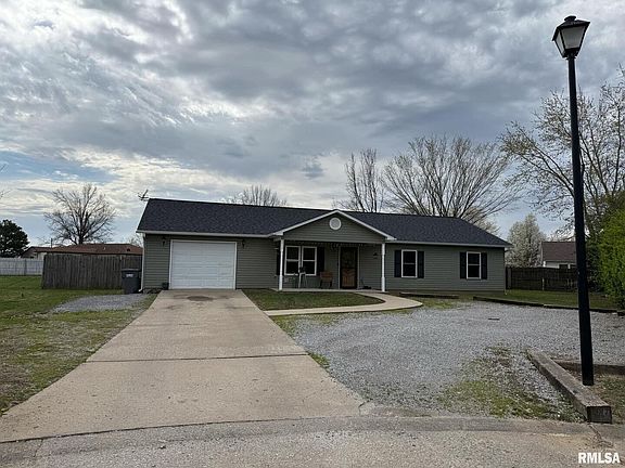 2nd image of 615 Valmar Dr