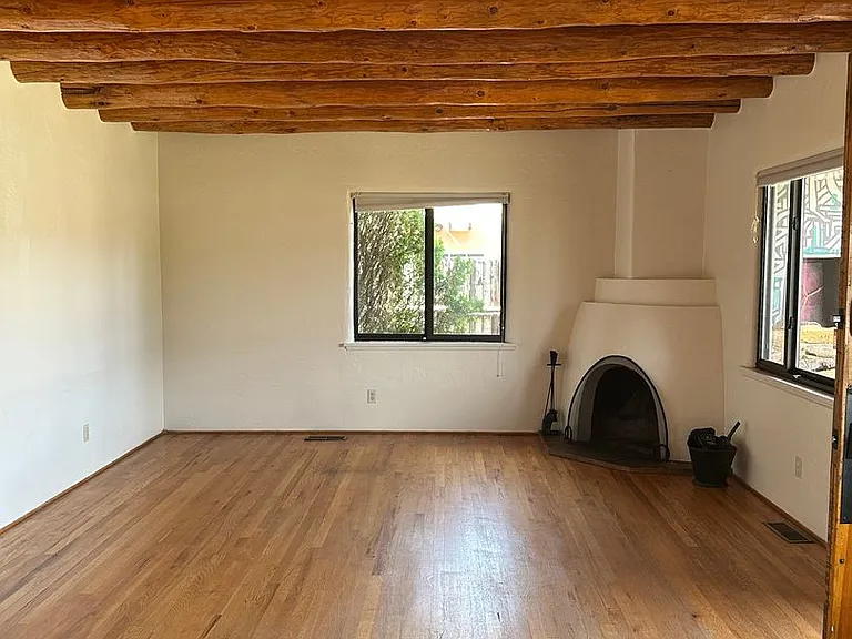 1361 Santa Rosa Dr — Photo 6