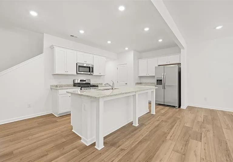 84 Smithwood Dr — Photo 7