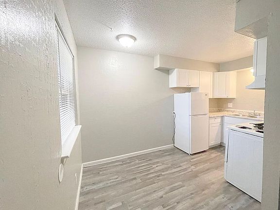 2nd image of 311 SE 66th St #9