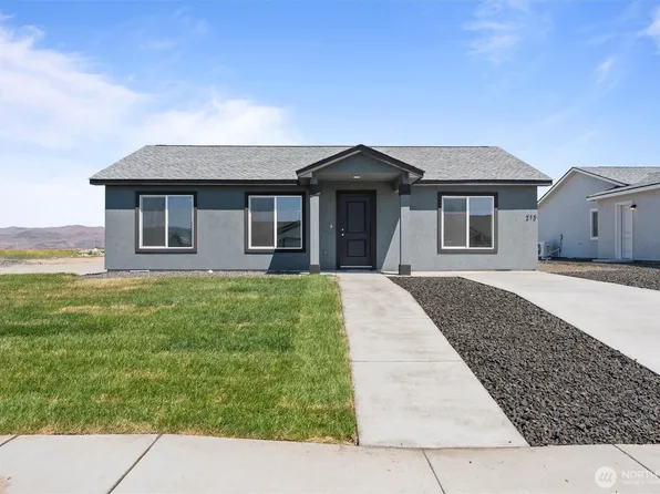 213 Rattray Drive, Mattawa, WA 99349