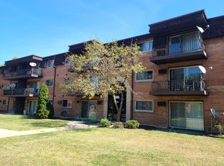 18550 S Torrence Ave #23, Lansing, IL 60438