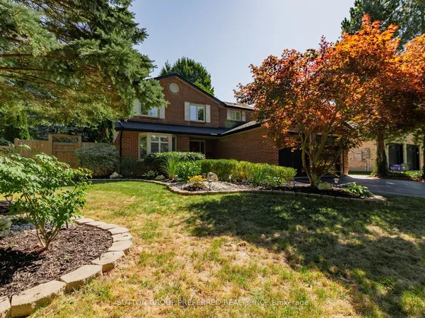 1680 Phillbrook Cres, London, ON N5X 2Z5