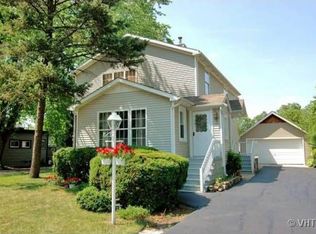 128 W Naperville Rd, Westmont, IL 60559