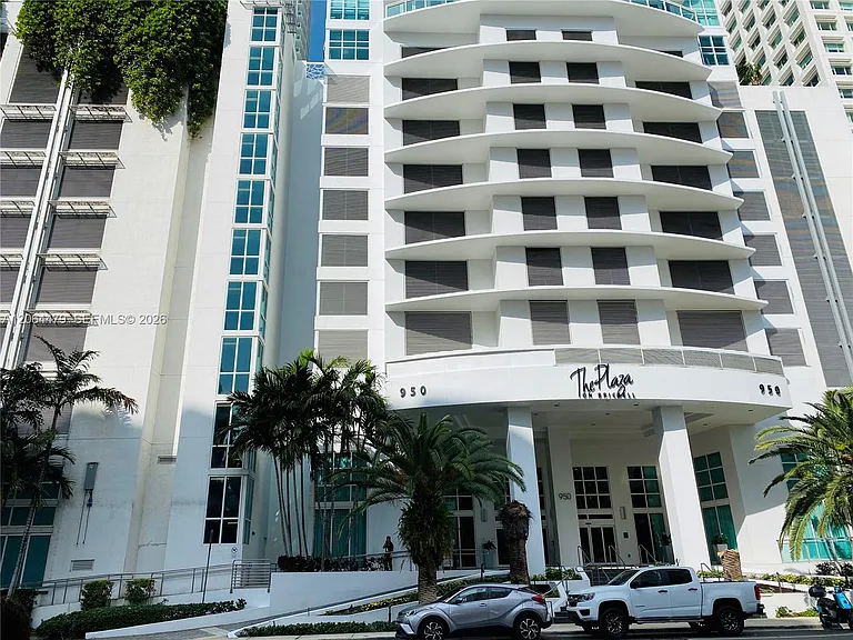 950 Brickell Bay Dr #3709 — Photo 23