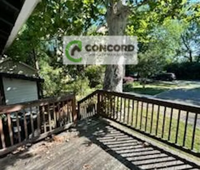 508 Charter Pl — Photo 10