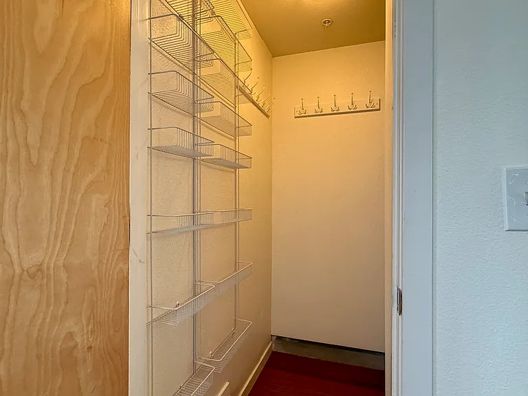 1348 Yellow Pine Ave — Photo 20