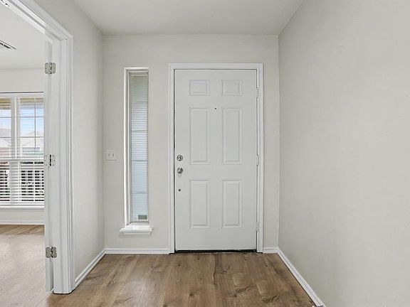 4th image of 2520 NW 182nd St