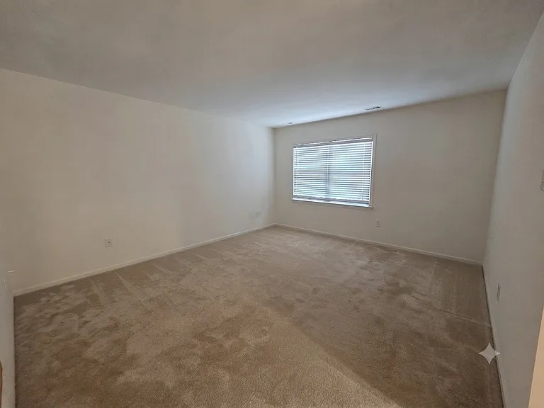 1443 Hampton Hill Cir — Photo 13