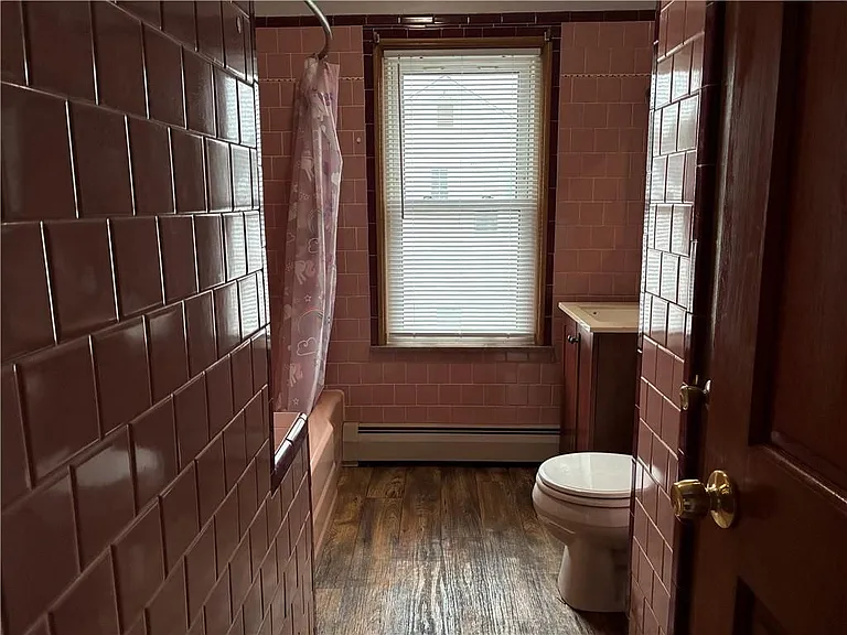 56 Hatfield St — Photo 14