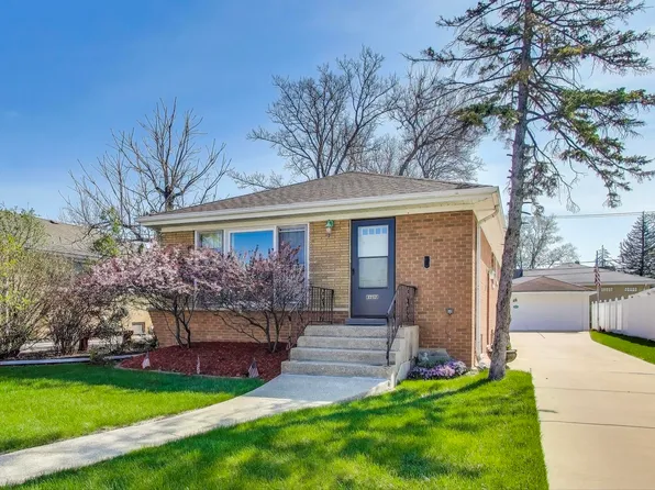 2717 Maple Ave, Brookfield, IL 60513