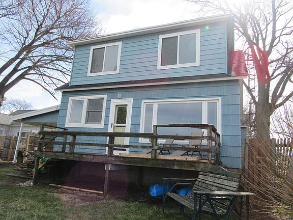 3rd image of 1266 Lakeshore Dr