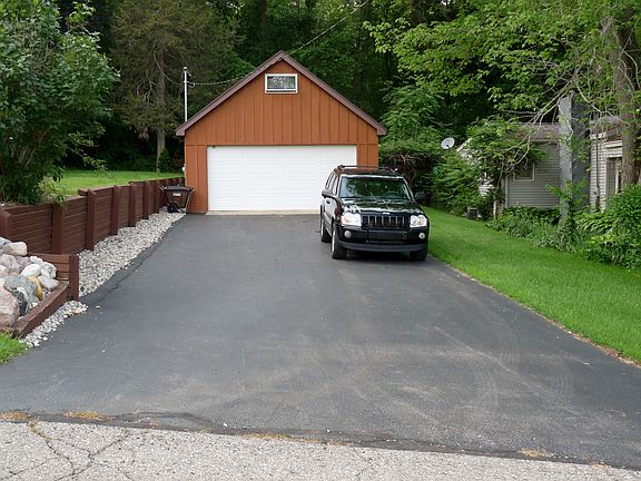 5th image of 123 Highland Dr
