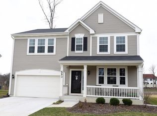 553 Greenwood Ct, Crown Point, IN 46307