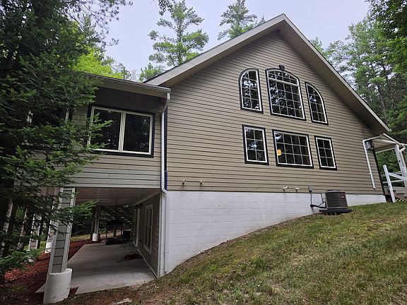 4th image of 3935 Tara Ln