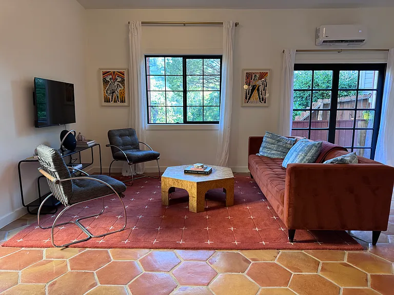 2076 Paramount Dr #1/2 — Photo 8