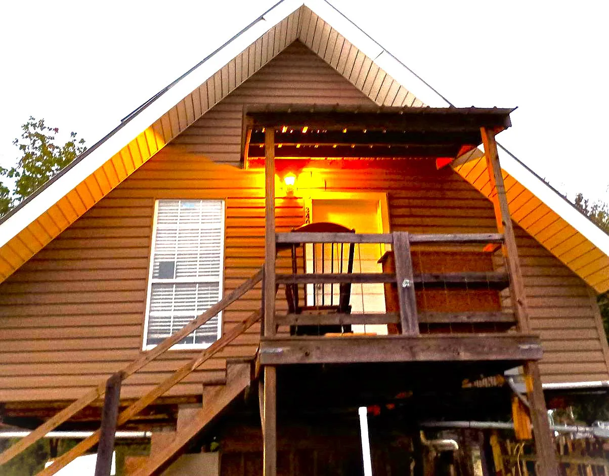 340 Willett Ln — Photo 1