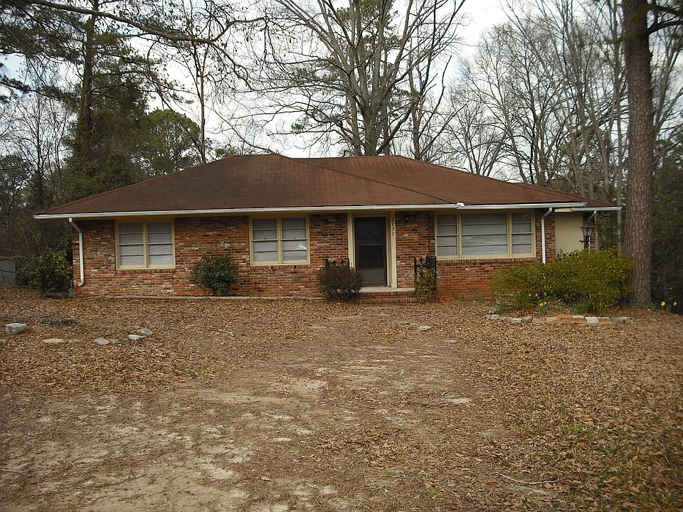 2nd image of 2737 Gwinette Dr