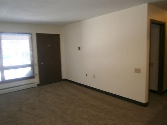 4th image of 219 E Clayton Ave APT 8
