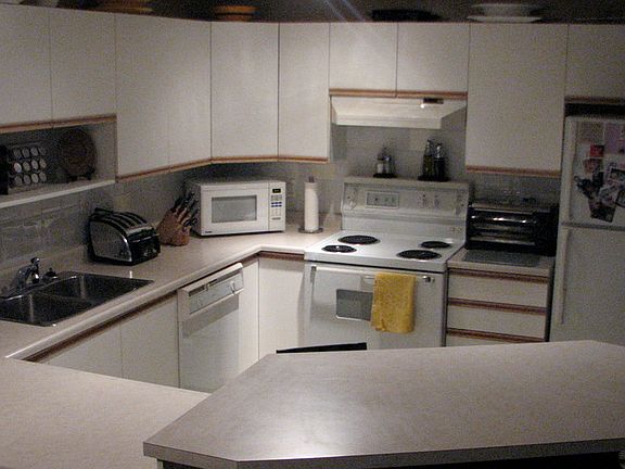 2nd image of 11915 106th Ave NW