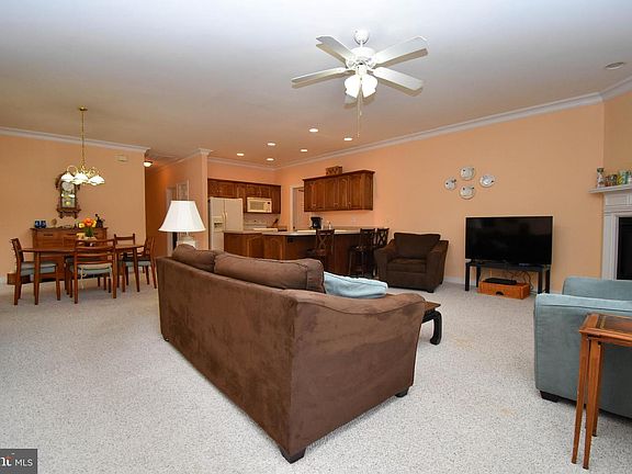 3rd image of 26 Cinder Way #38