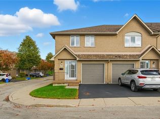 100 Vineberg Dr #25, Hamilton, ON L8W 3X4