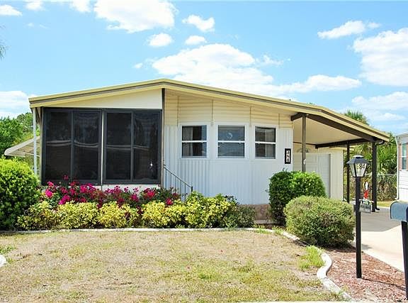 3rd image of 384 Nicklaus Blvd