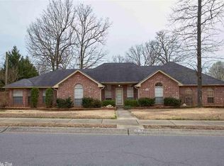 12317 Cherryside Dr, Little Rock, AR 72211