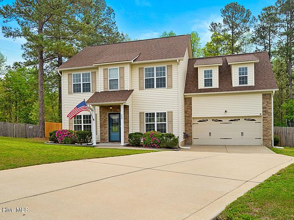 3rd image of 259 Royal Briar Court