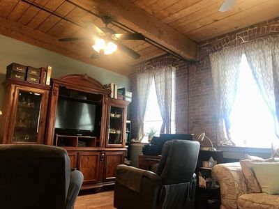 402 River St APT 4B, Haverhill, MA, 01832