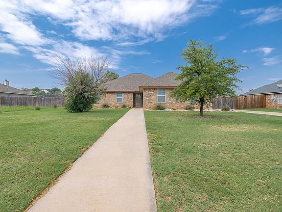 3rd image of 6006 Lyndhurst Dr