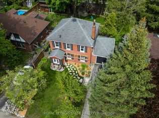 13 Tweedsmuir Ave, Hamilton, ON L9H4H6