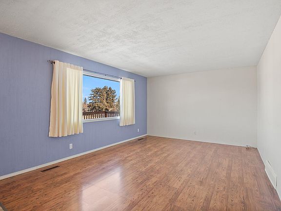 3rd image of 4807 45th St