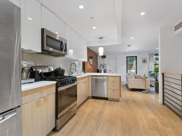 667 Putnam Ave #1, Brooklyn, NY 11221
