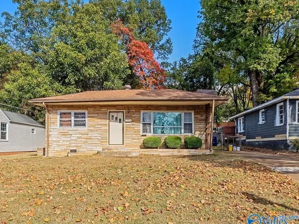 2703 Woodview Dr SE, Huntsville, AL 35801