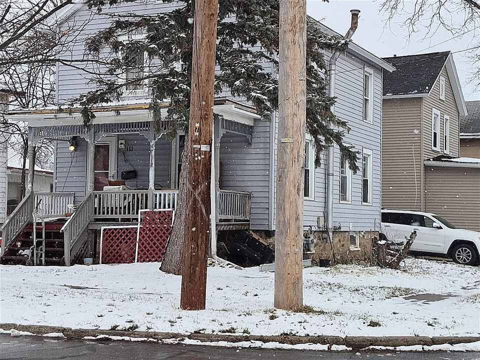 2nd image of 151 Pleasant St