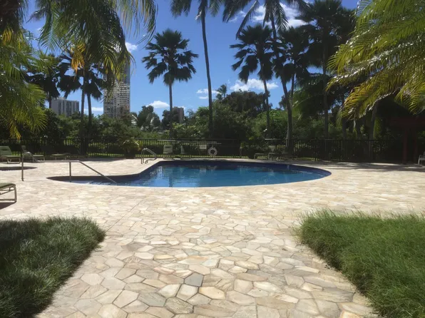 5333 Likini St, Honolulu, HI
