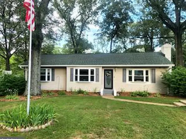 1122 Oak View Dr, Crownsville, MD 21032