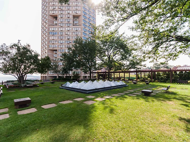 7000 Boulevard #45F — Photo 31