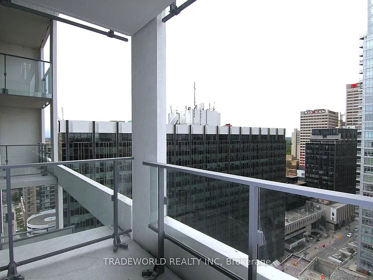 5 Soudan Ave #2510 — Photo 15
