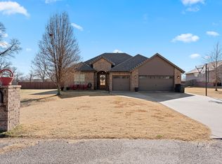 61521 E 266th Rd, Grove, OK 74344