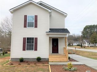 100 Lloyd Ave, Easley, SC 29640